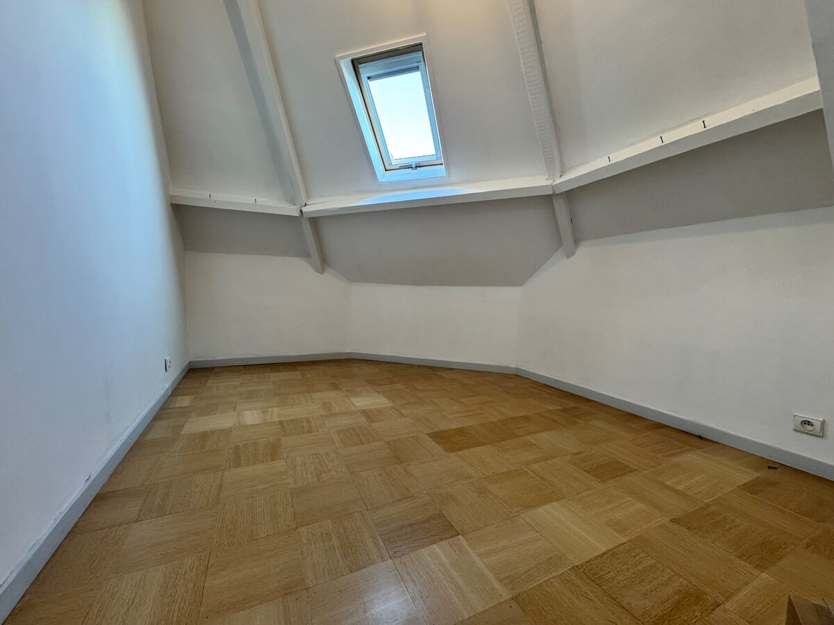 Appartement met 4 slaapkamers en garage te Kortemark 