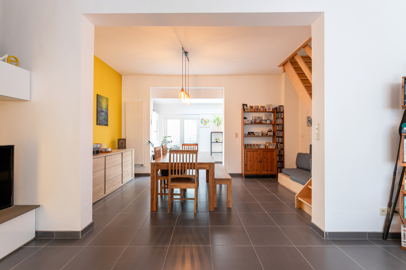 Instapklare woning (EPC B) met 3 slpk, 2 badk en terras te Halle (nabij station) 