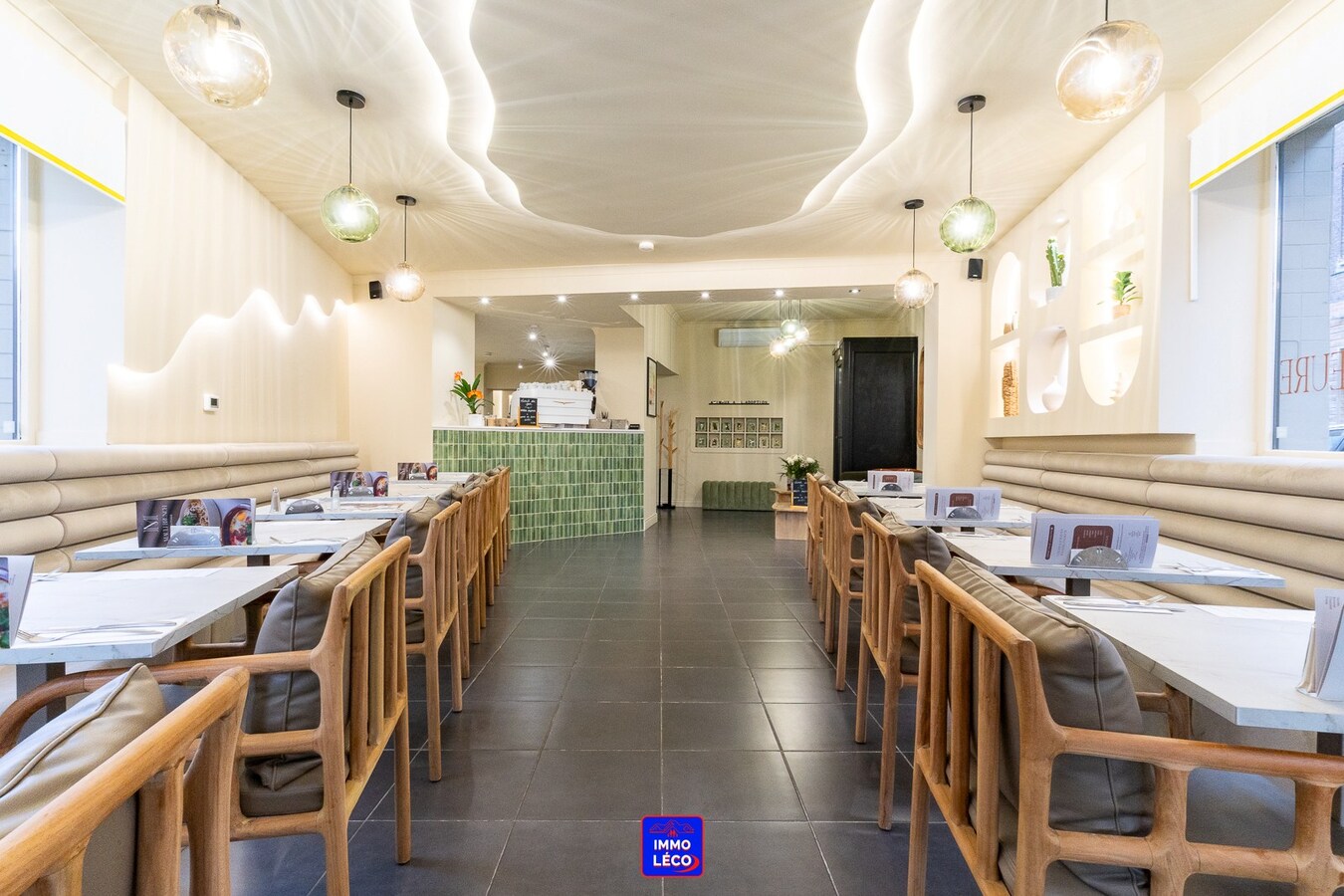 Etablissement prêt à l'emploi entièrement rénové, proche de la Gare, EXCELLENTE OPPORTUNITE ! 