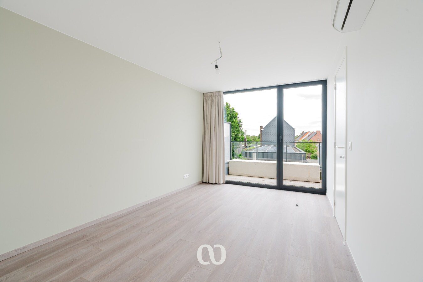Nieuwbouwappartement met terras, staanplaats en berging in Nederename 