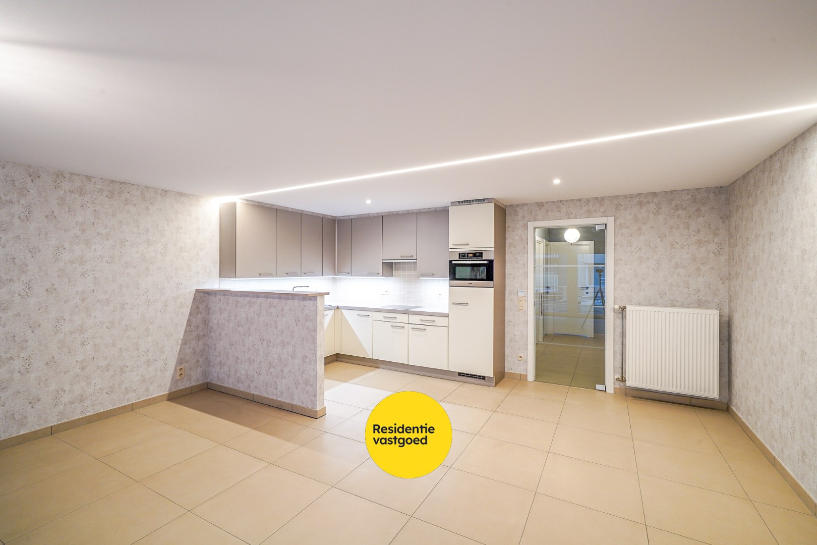 Instapklaar appartement met 2 terrassen te Mariakerke 