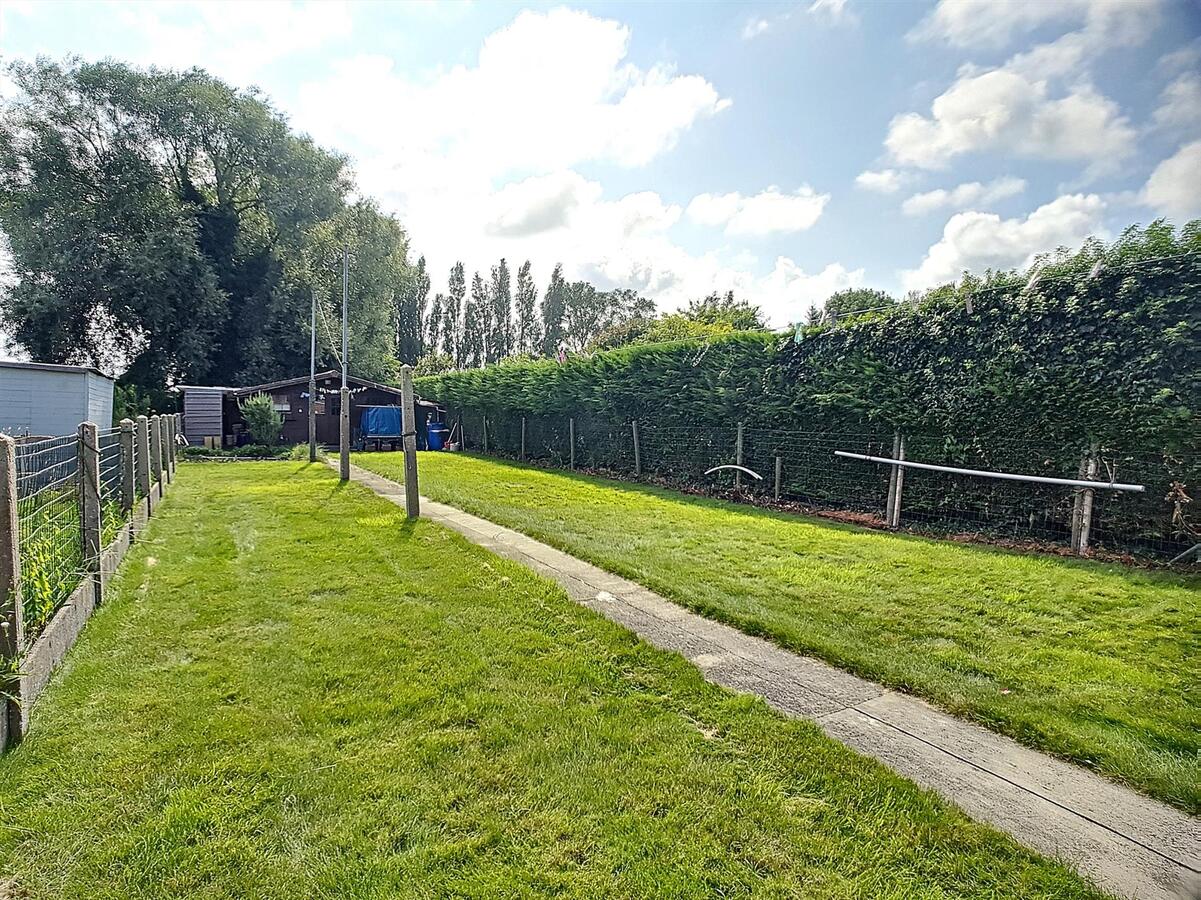 Centraal gelegen gezinswoning op mooi perceel (400 m²) - Lissewege 