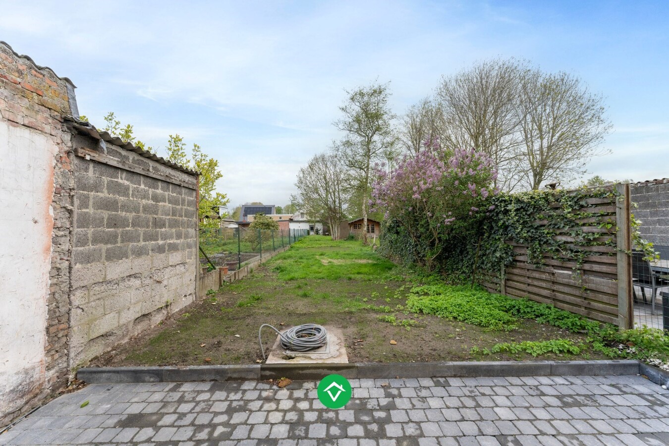 Woning met 3 slaapkamers en inpandige garage te Koekelare 