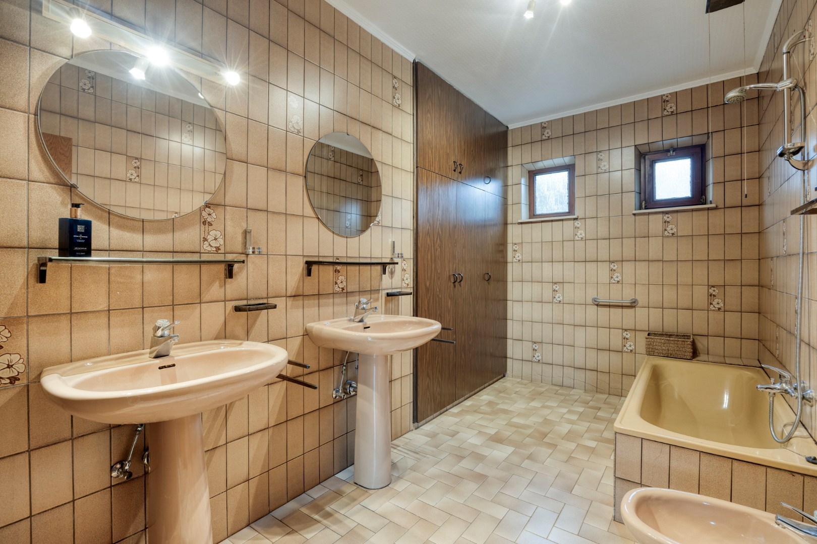 Gezellige laagbouwwoning met 3 slpk. op een ruim perceel in Geel-Winkelomheide 