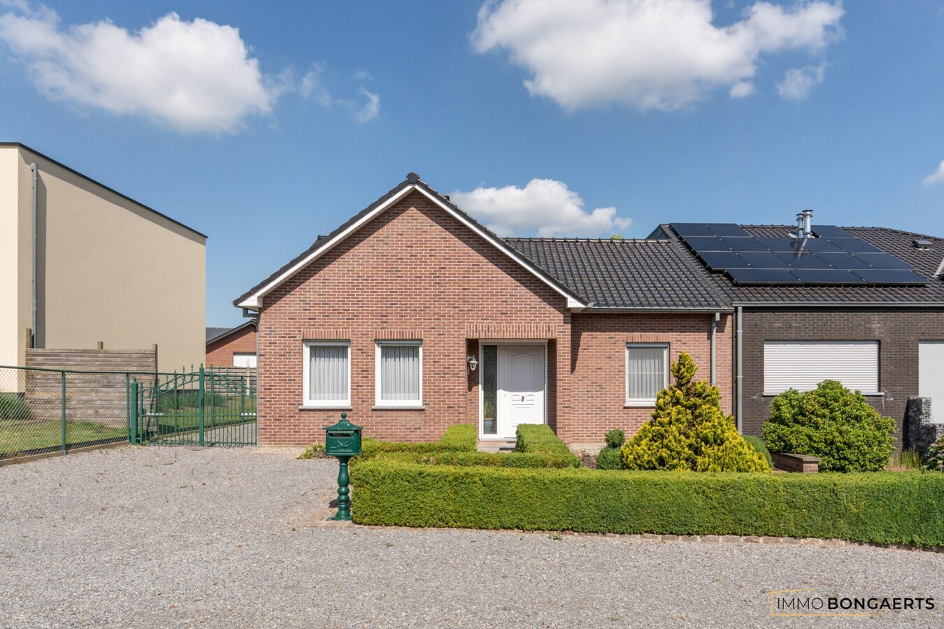 Woning met onderhoudsvriendelijke tuin 
