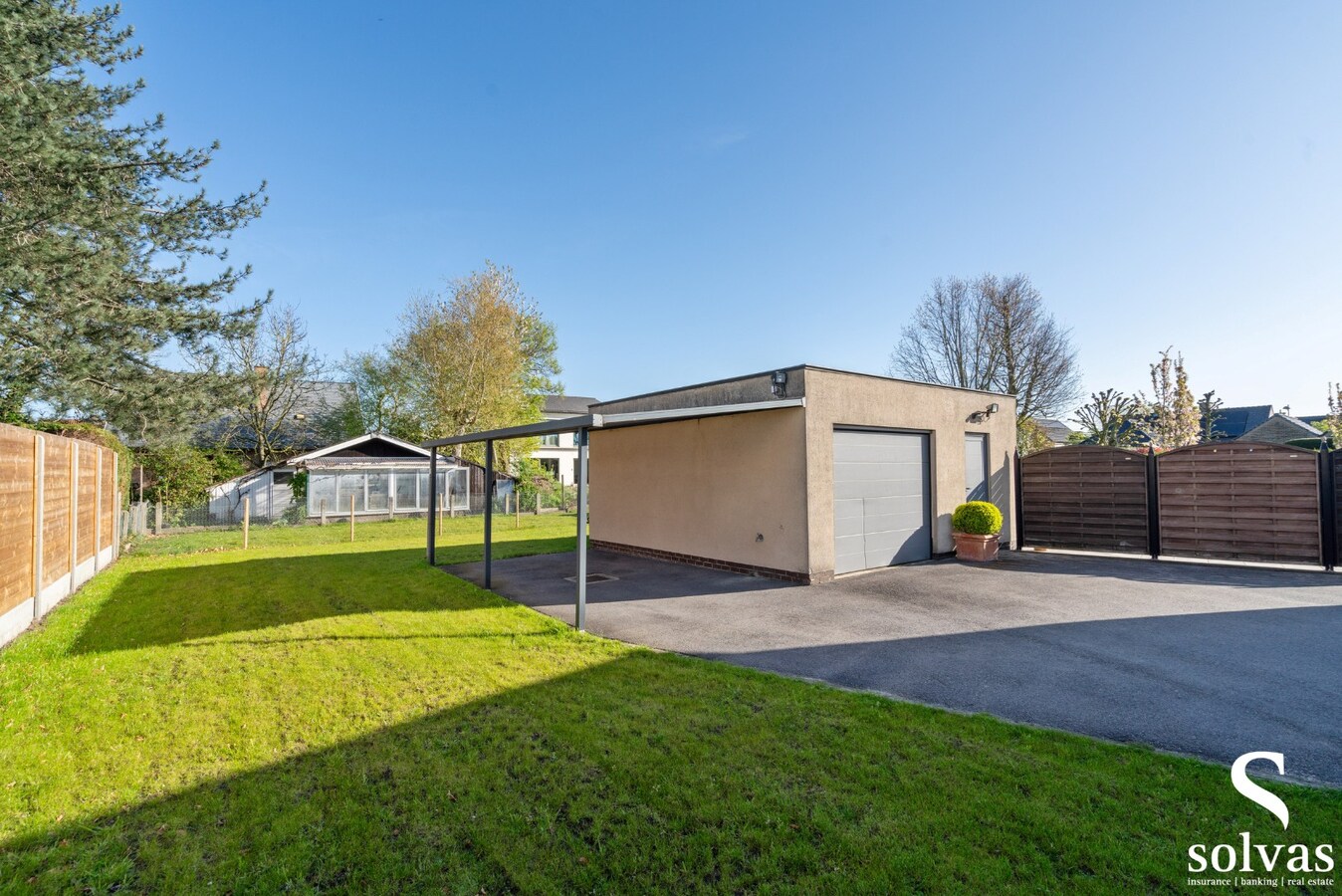 Halfopen woning op toplocatie! 