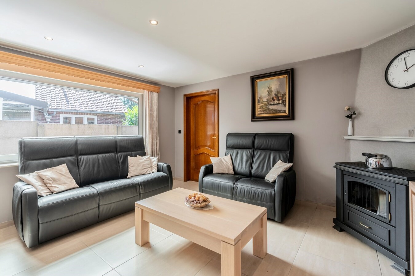 Ruime woning drie slaapkamers 