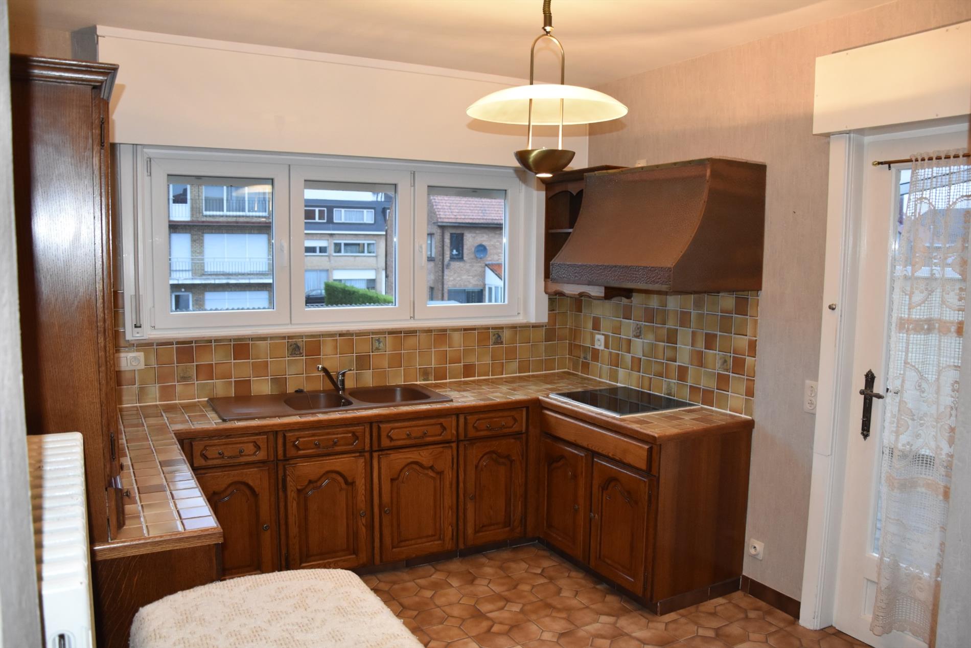 Instapklare HOB met garage en tuin 