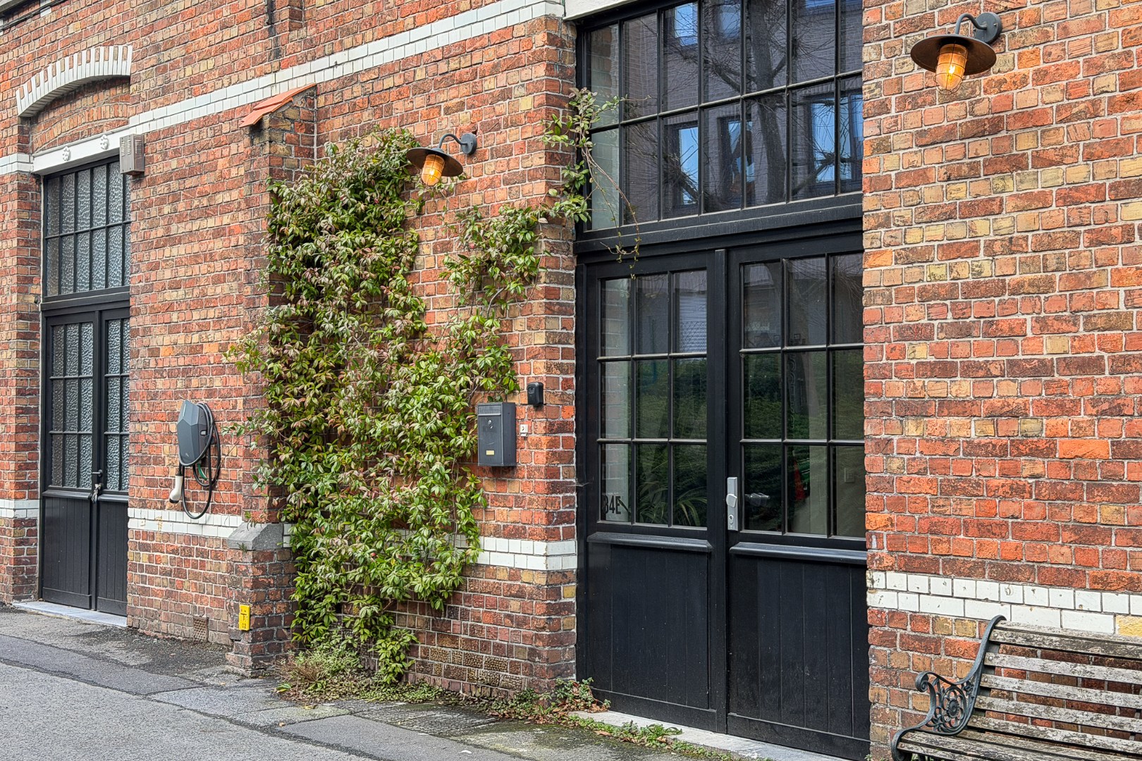Unieke stadswoning in voormalige borstelfabriek! 