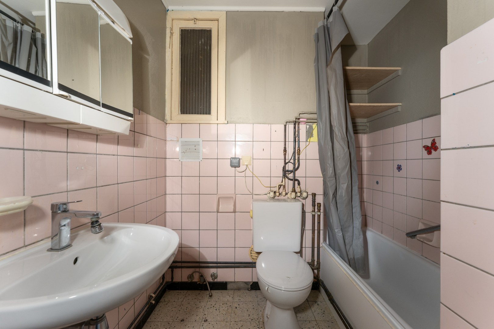 Te renoveren 1-slaapkamerappartement met uitzicht (VKZ480) 