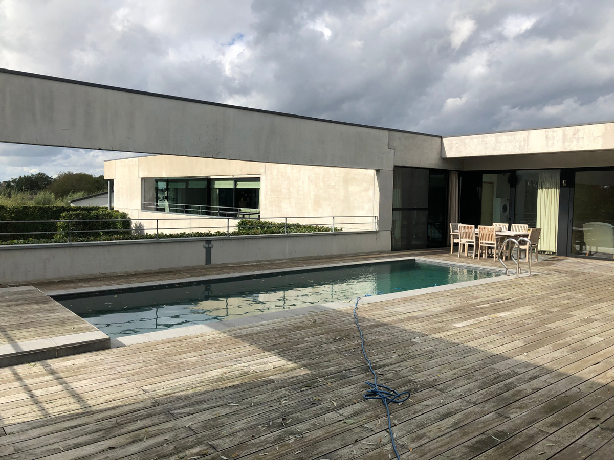 Luxueus appartement met 4 slaapkamers te Asper 