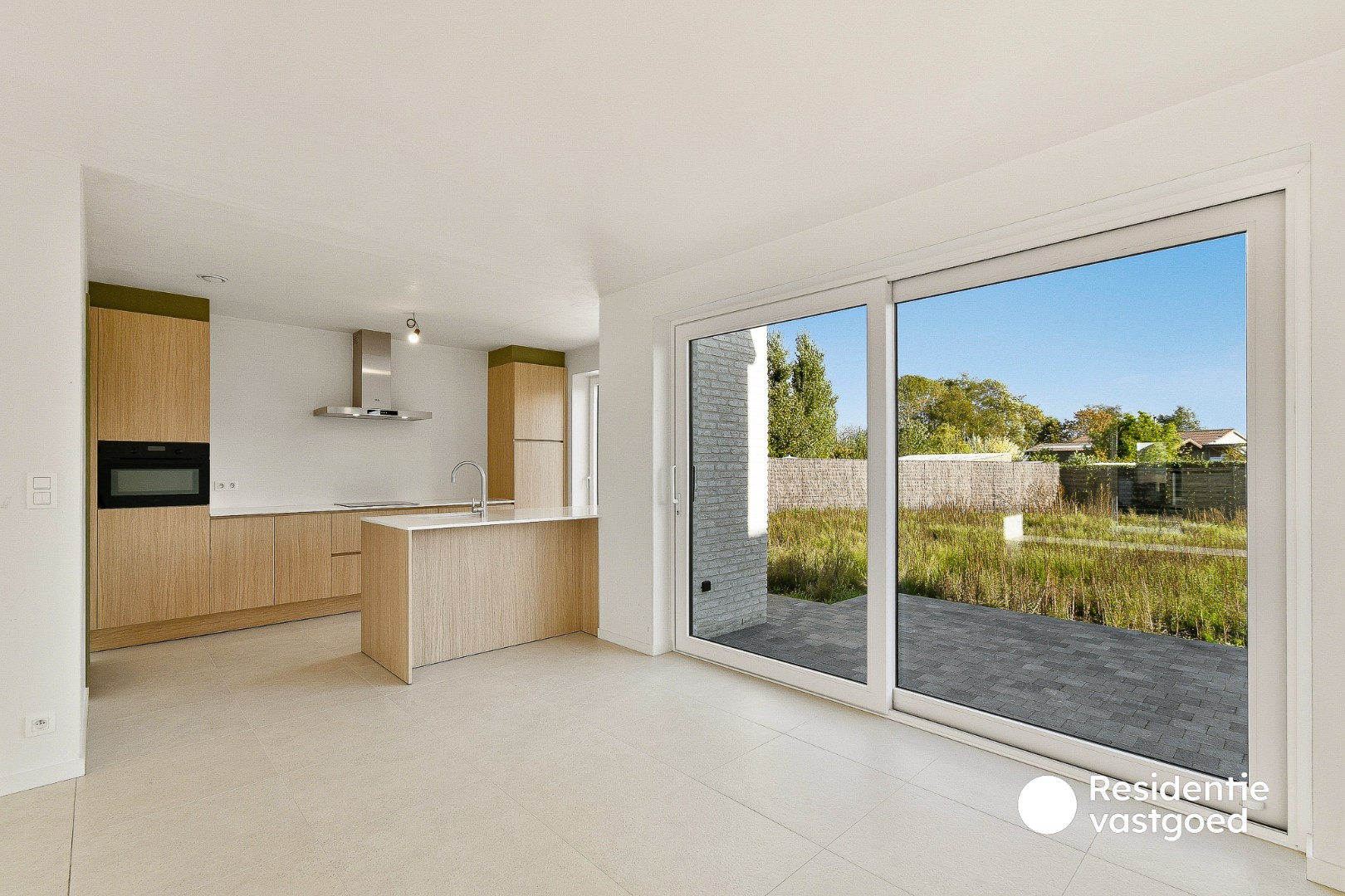 Gezinswoning met drie slaapkamers op goeie locatie 
