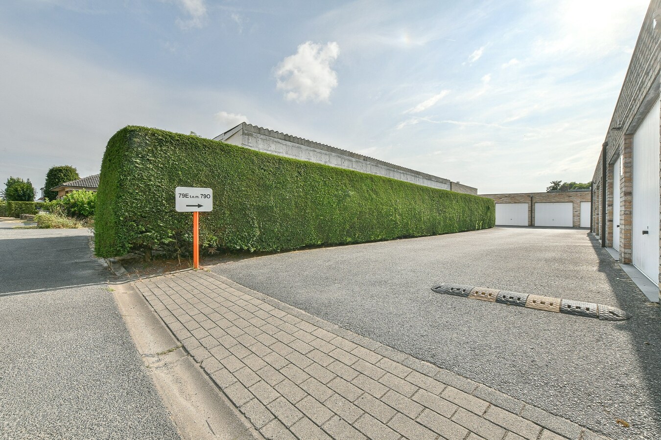 Te koop garage - De Haan