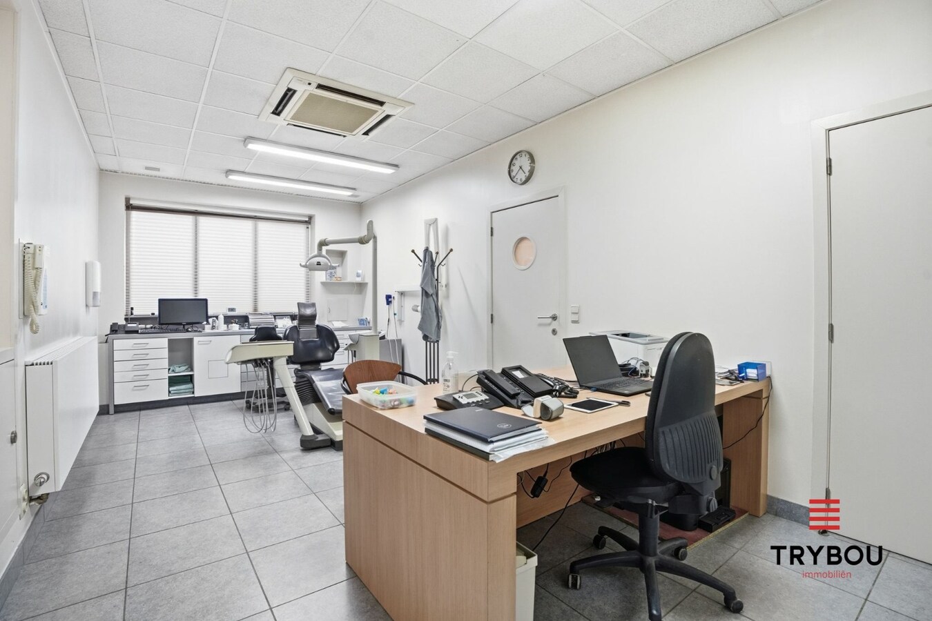 Alleenstaande woning met handelsruimte! 