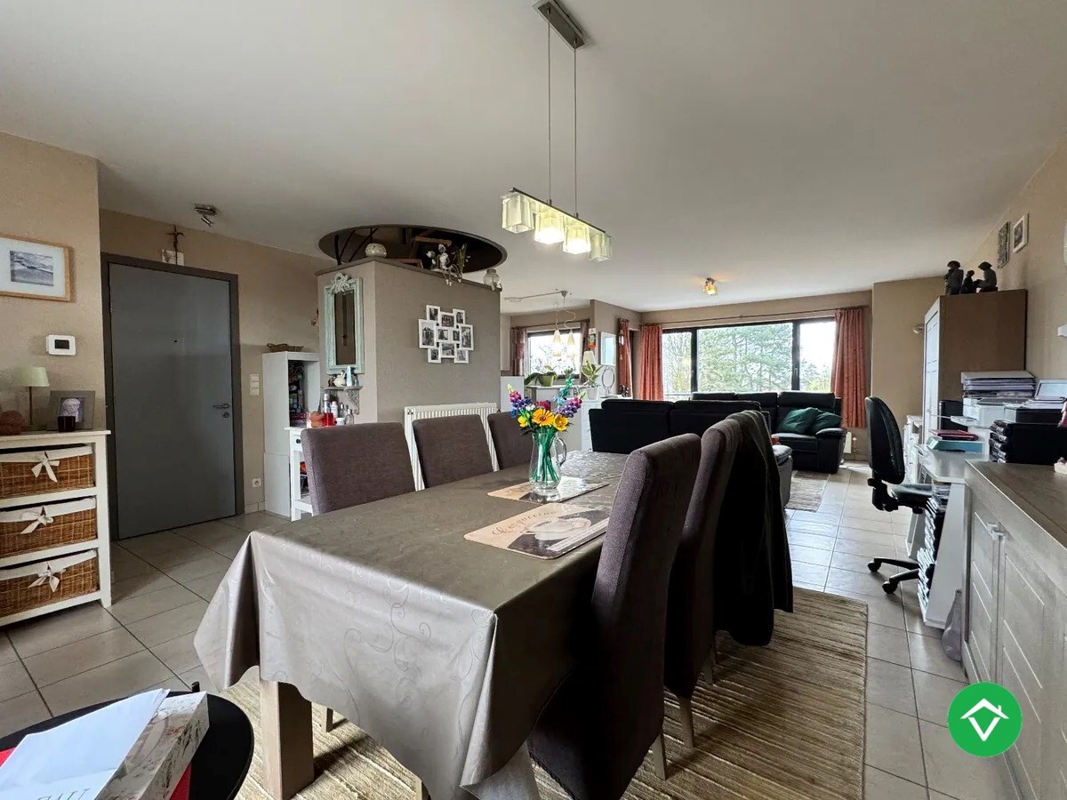 Appartement met 3 slaapkamers ruim terras en garage te Koekelare 