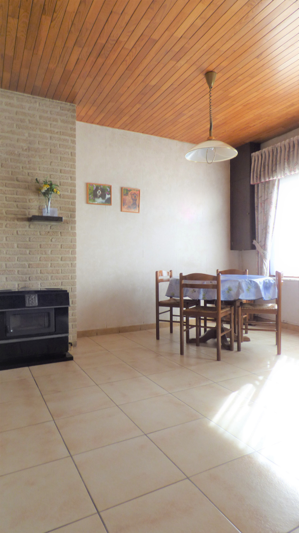 Charmante en verrassend ruime halfopen woning te Kuurne 