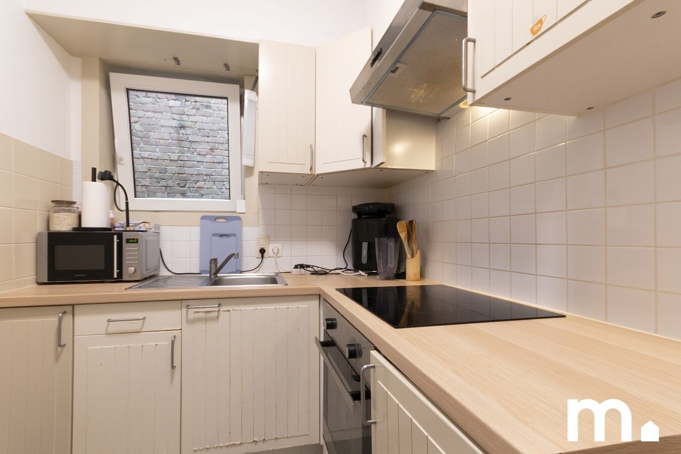 Gerenoveerd appartement met 2 slaapkamers en Garage te Kuurne! 