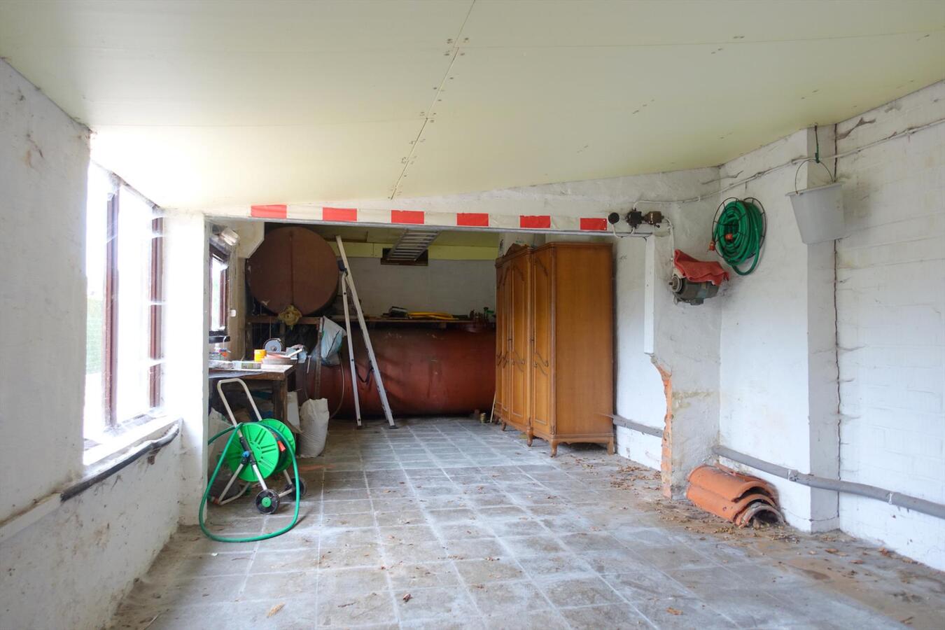 Zonnige charmante half-open woning 