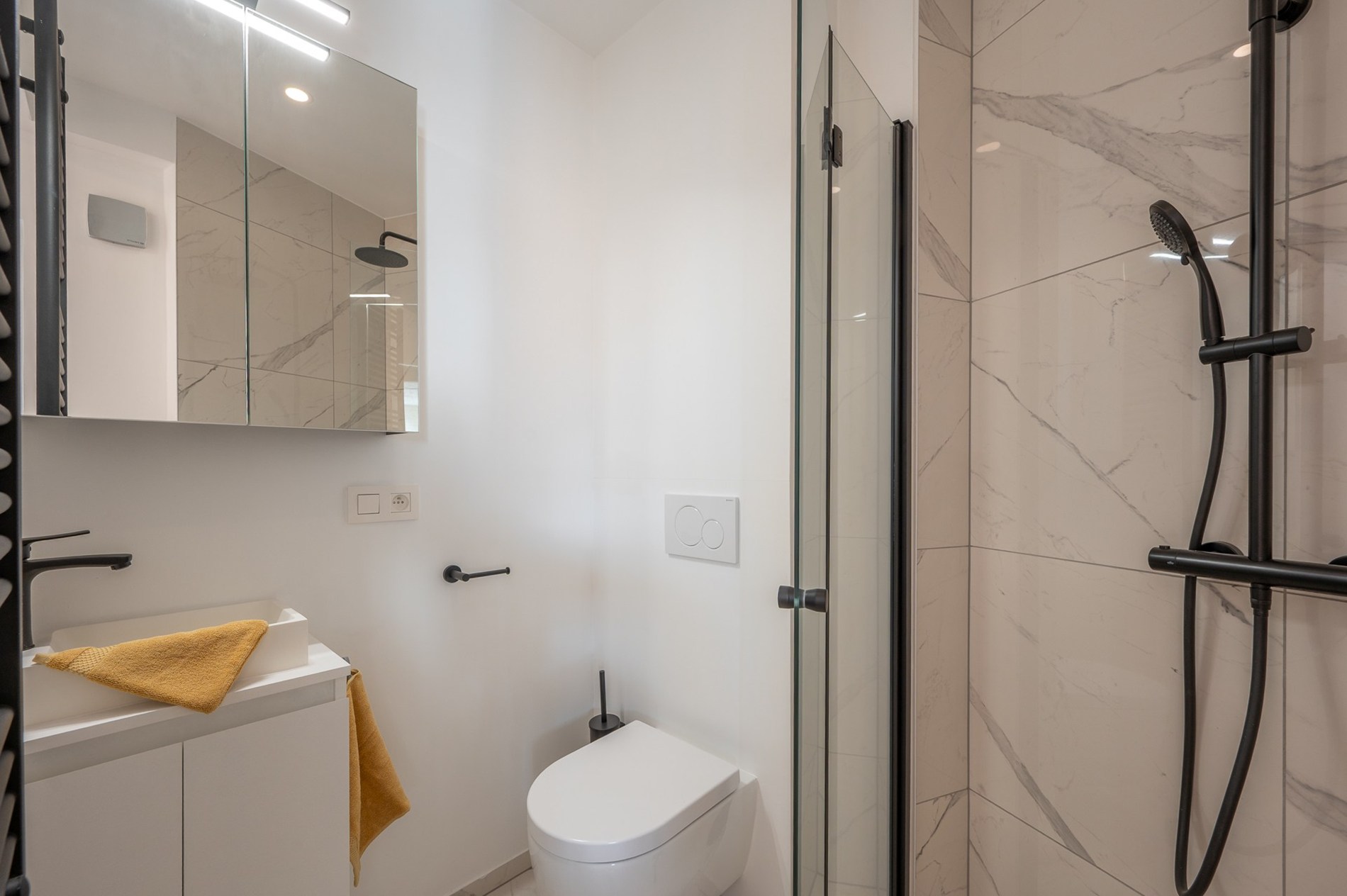 Magnifique appartement rénové de 2 chambres au cœur de Knokke 