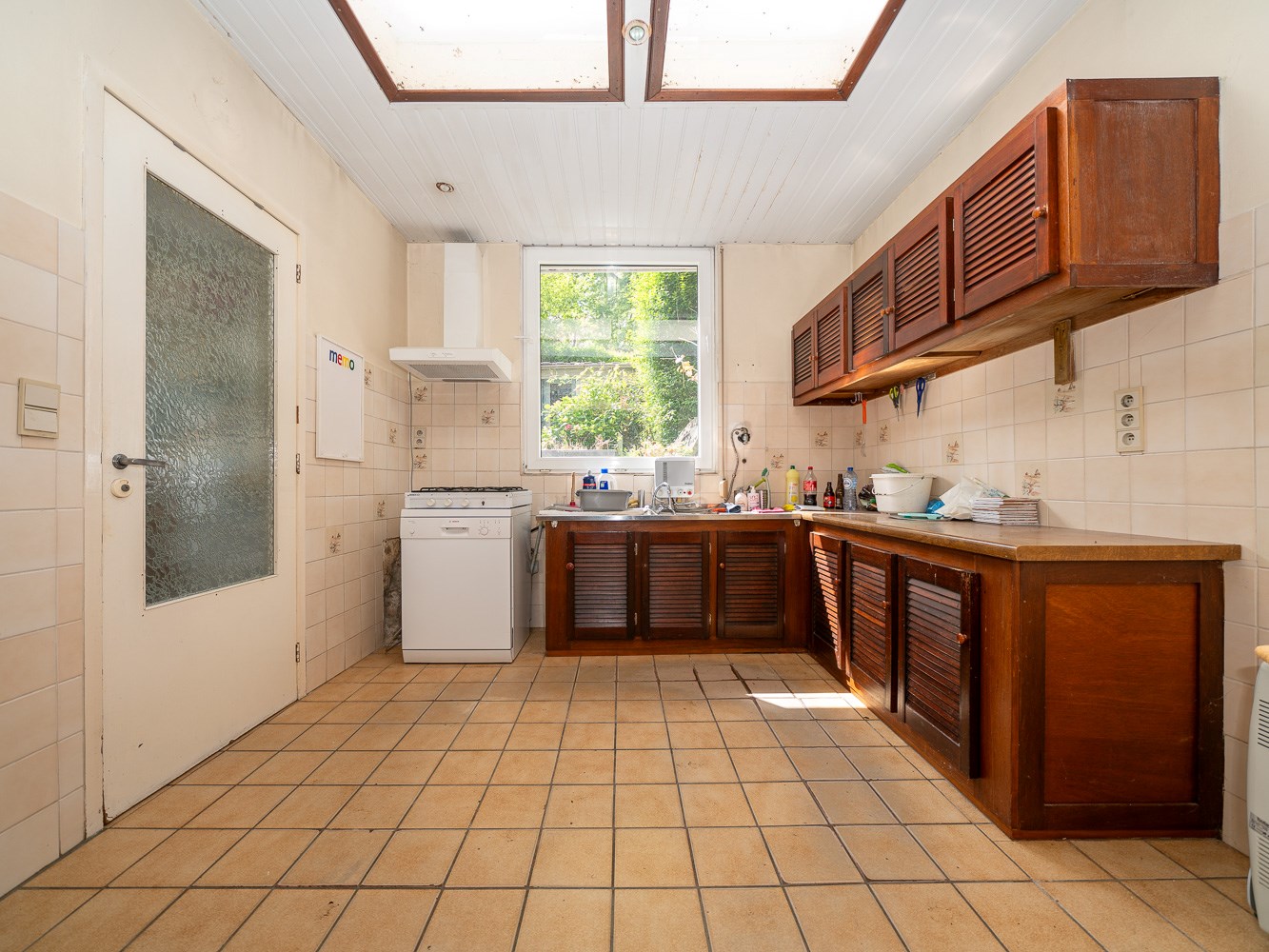 Opbrengstwoning met 4 units op zeer gunstige locatie 