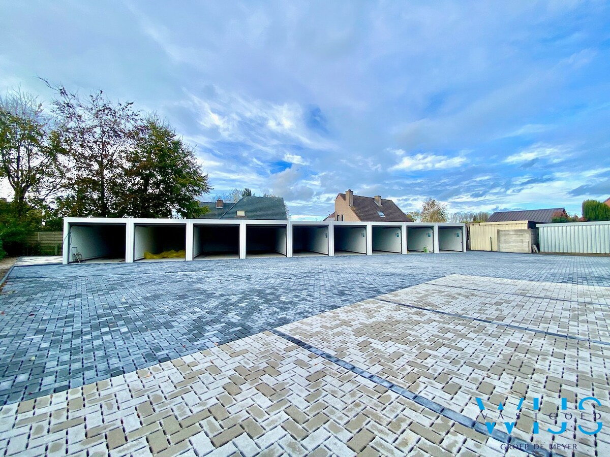 Verhuurd garage - Ertvelde