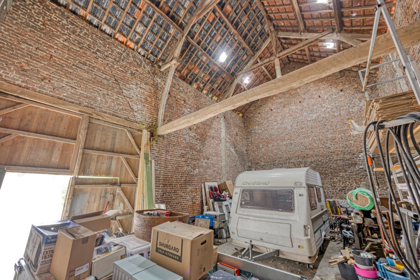 HOEVE in Hoegaarden met 5 slaapkamers (Kangoeroewoning) 