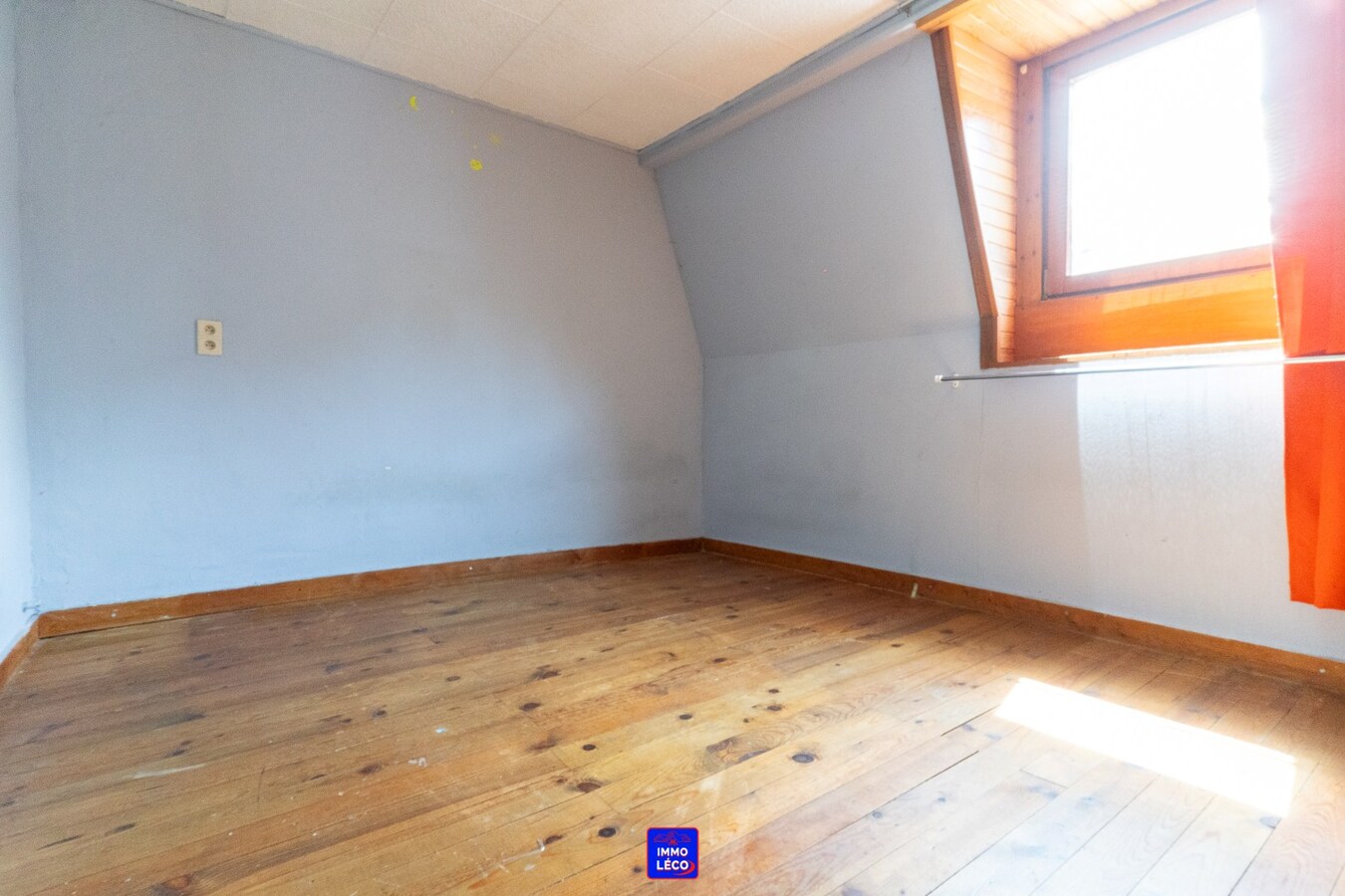 Maison avec cour, idéale 1er achat/investissement ! 