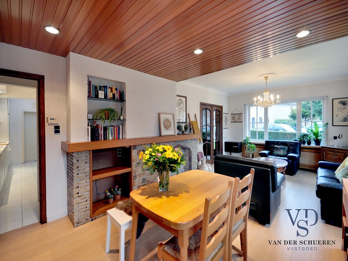 Karaktervolle woning - uitstekend gelegen ! 