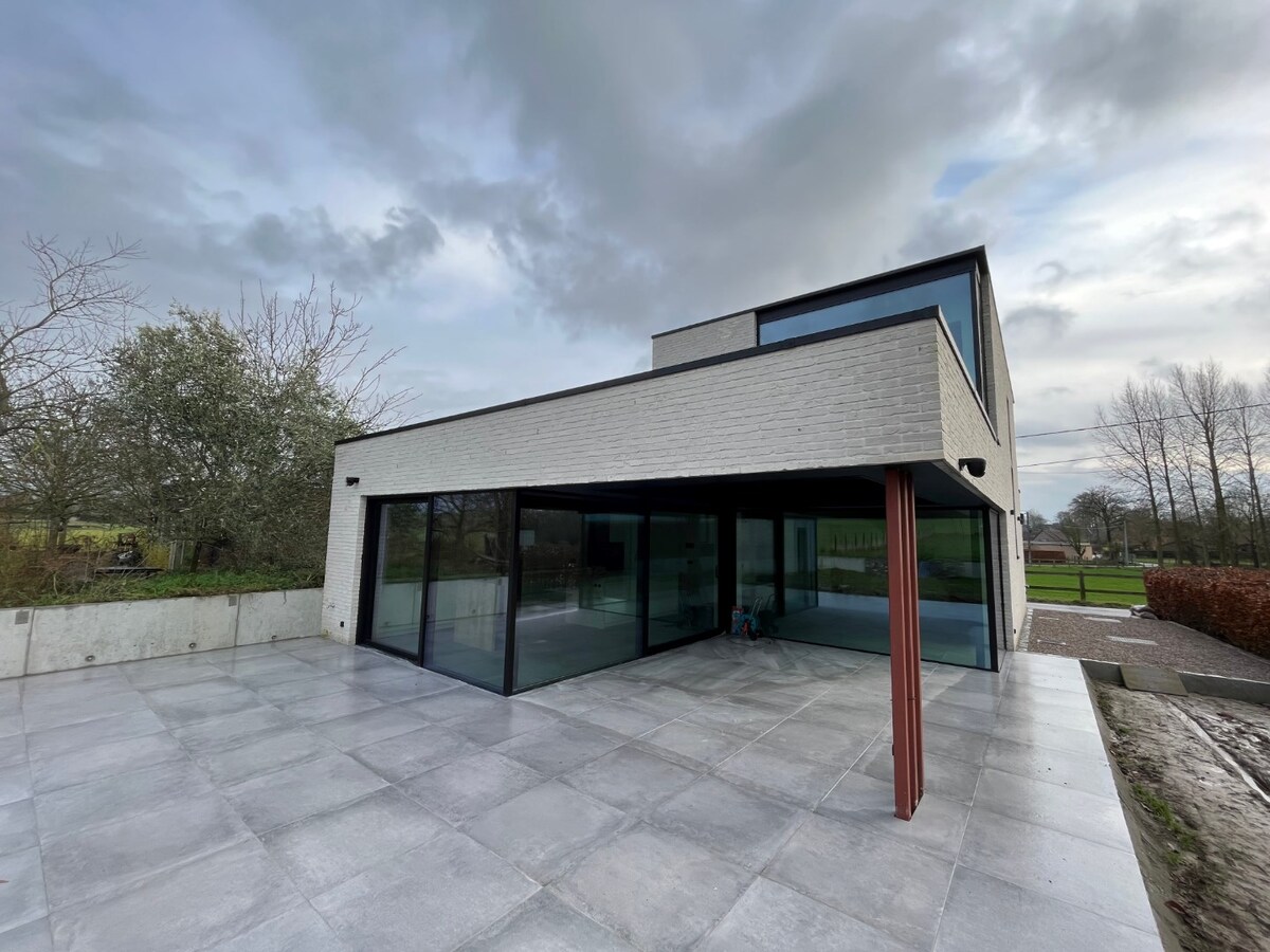 Exceptionele, moderne nieuwbouwwoning 