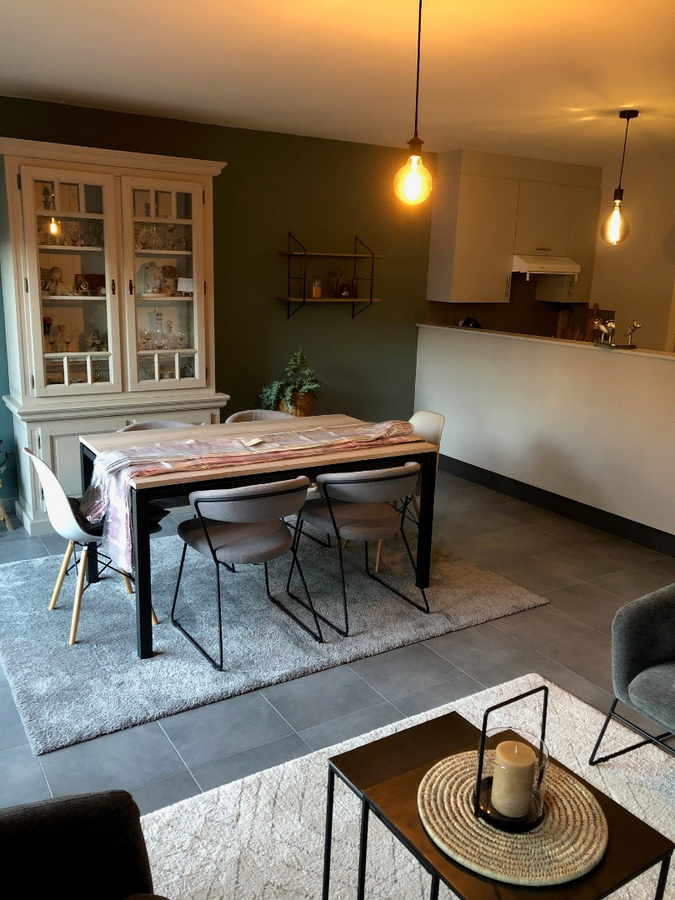 Eigentijds 1 slaapkamer appartement in het centrum van Gavere. 