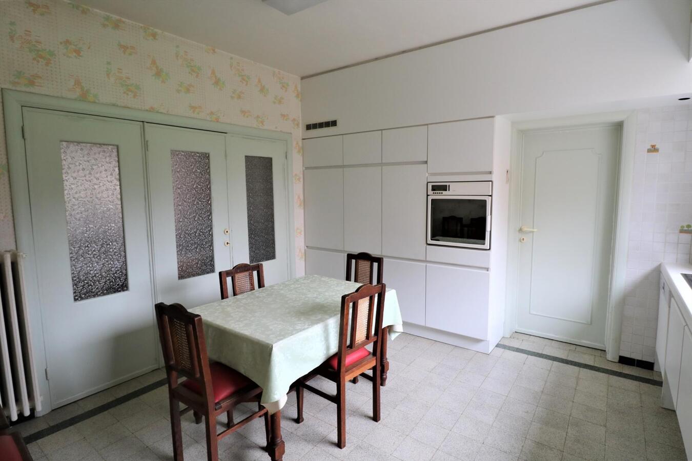 Rustige gelegen open bebouwing met bouwgrond op 2909 m² te Koekelare 