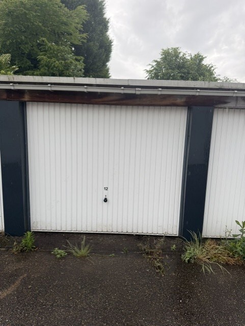 Te huur garage - Geel