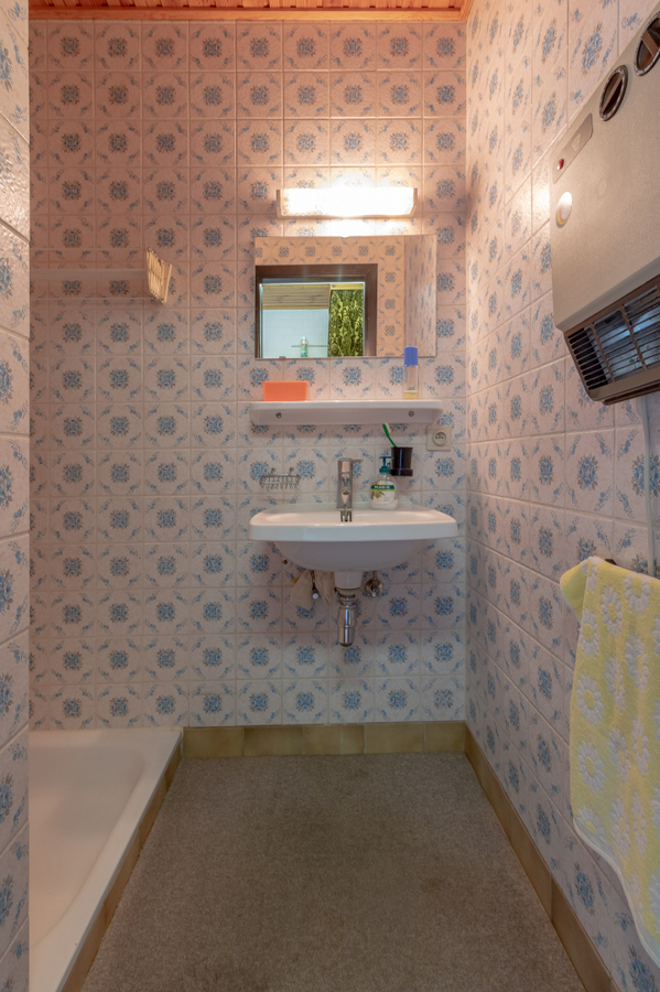 Vrijstaande woning op 696 m² op centrale locatie te Koekelare 