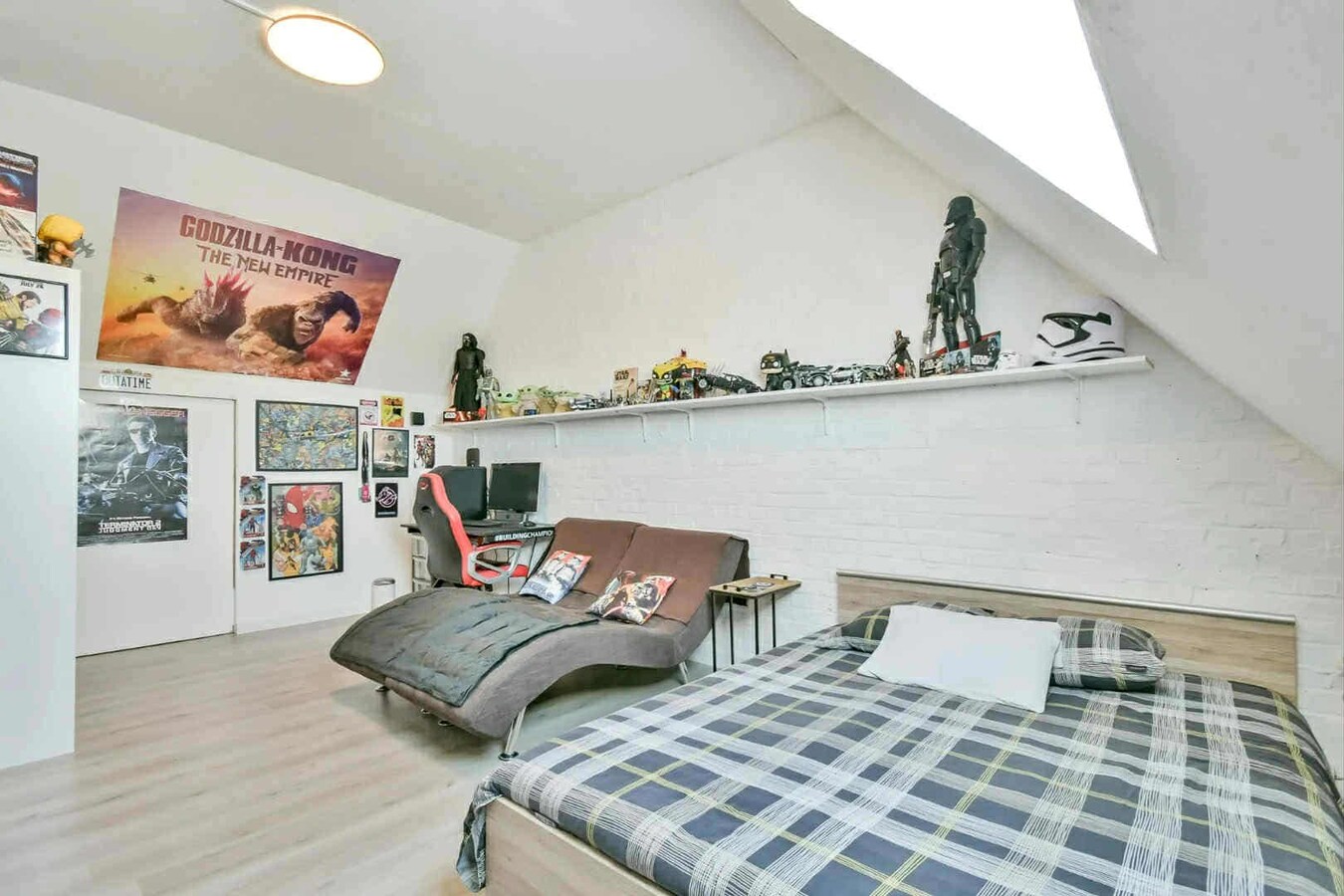 Gerenoveerde rijwoning met 3 slaapkamers en tuin te Roeselare 