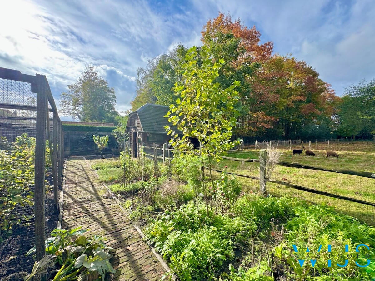 Multifunctionele eigendom op prachtig perceel van 1.682 m² ! 