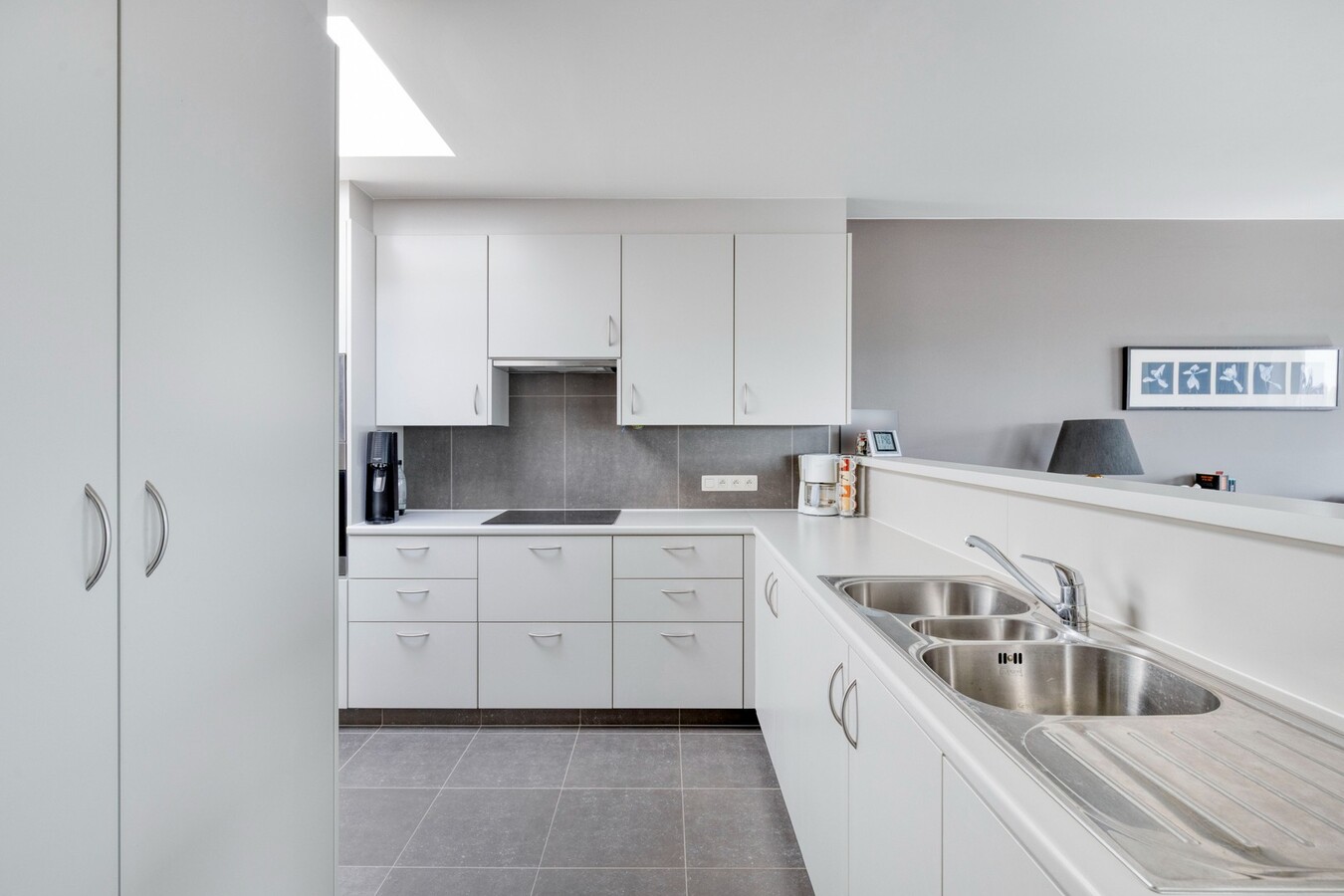 Penthouse ensoleillé avec une très grande terrasse 