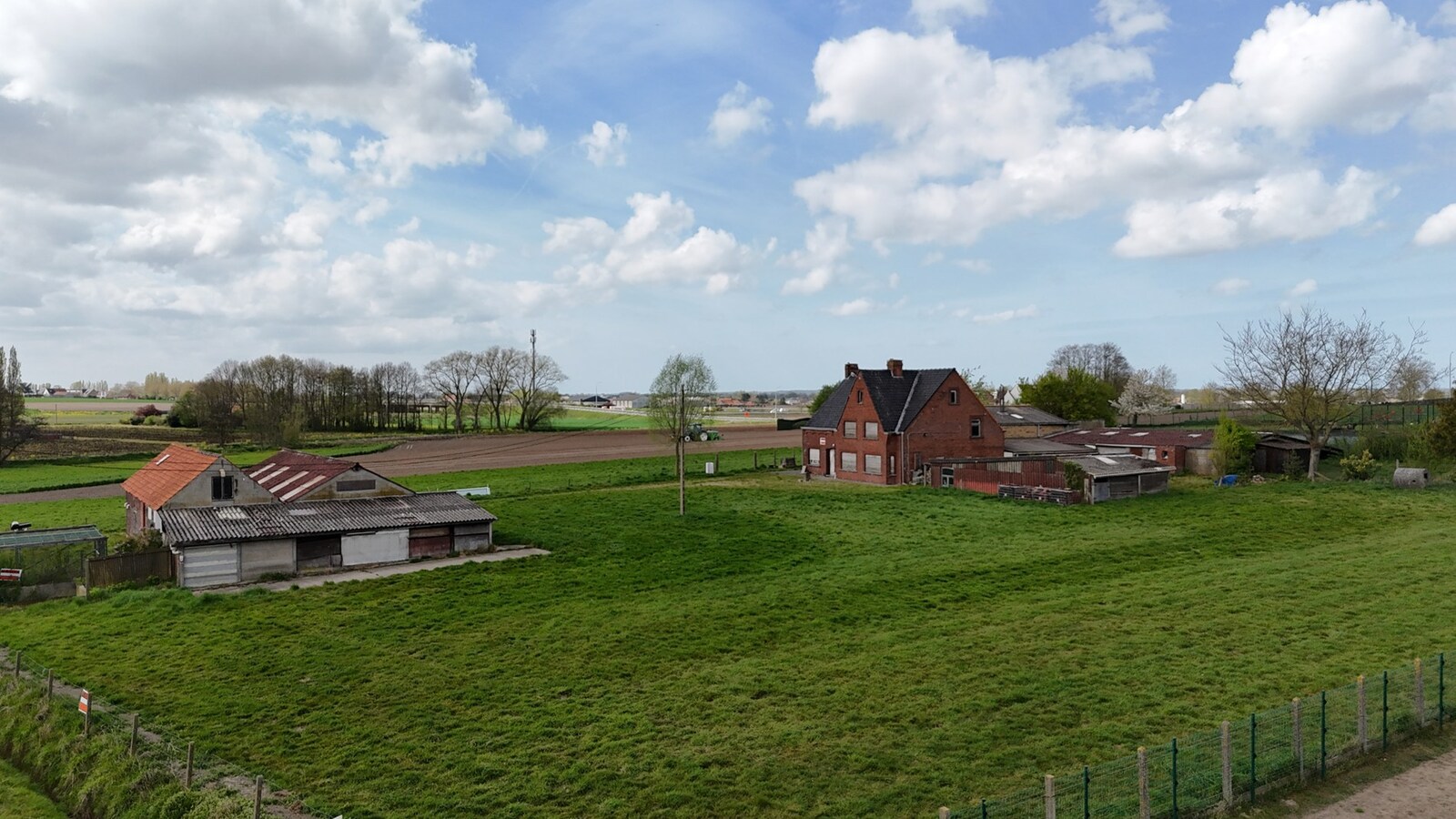 Alleenstaande woning met vergezichten te Zwevezele 