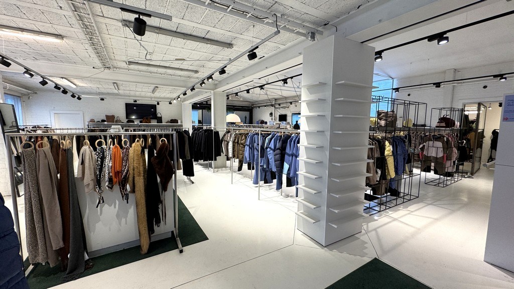 Multifunctionele ruimtes te huur vlakbij R4 en E40 in Drongen