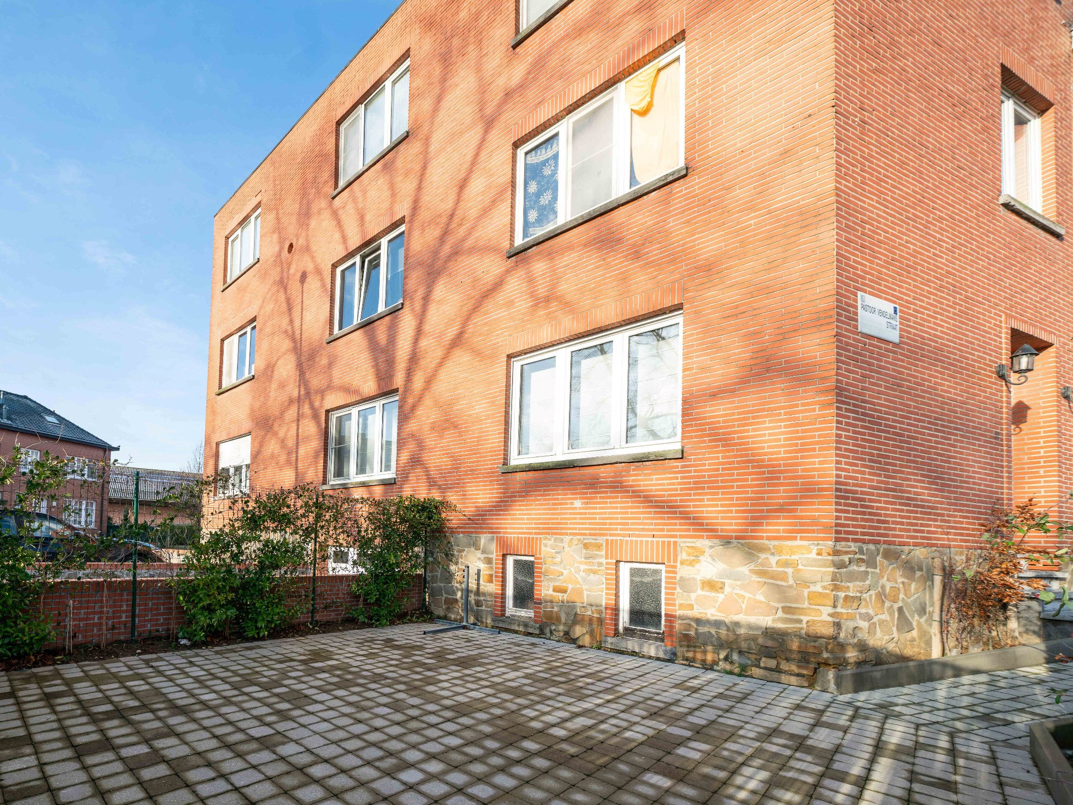 Gemeubeld 2-kamer appartement met goede bereikbaarheid 