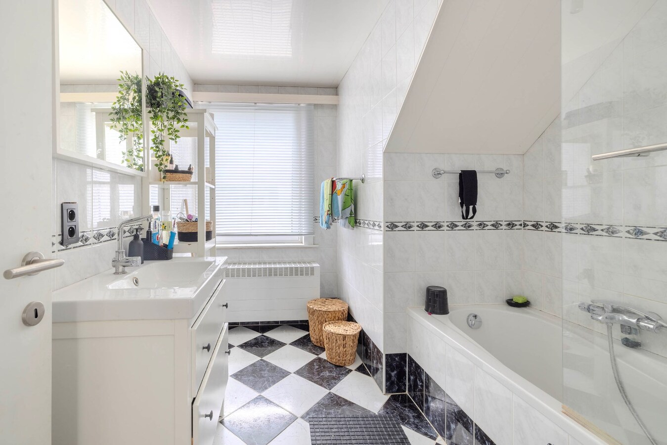 Ruime, instapklare woning - 3 slpks - tuin 