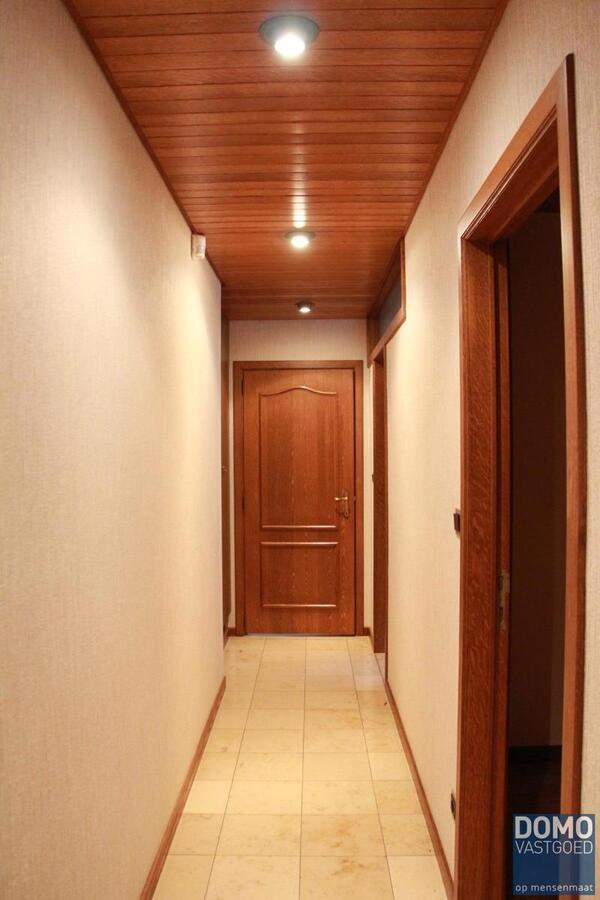 Ruime gelijkvloerse gezinswoning met 2 slaapkamers gelegen te Tuilt-Kuringen 