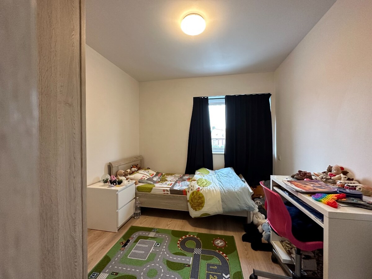 Verrassend ruime, energiezuinige woning in Centrum Houthulst 