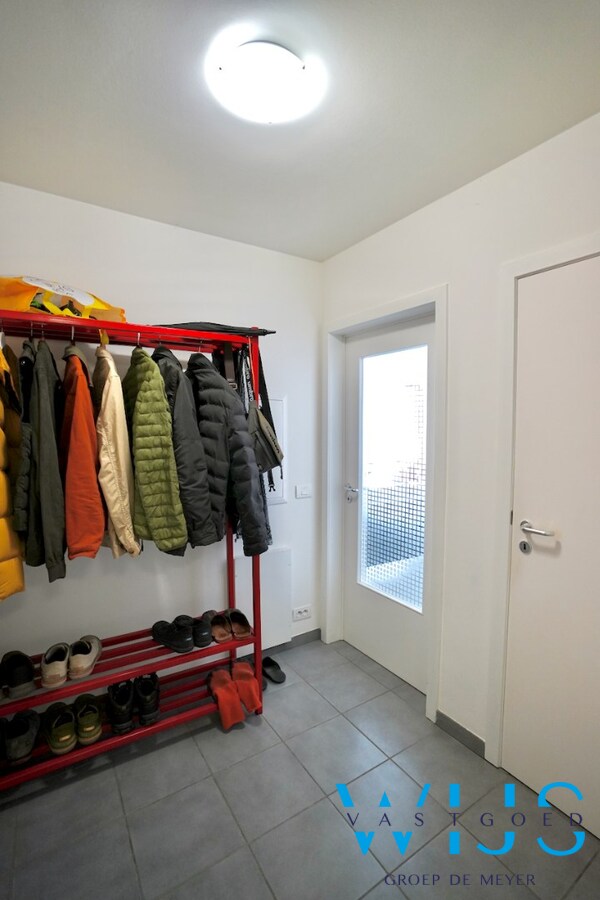 Gelijkvloers tweeslaapkamer appartement in hartje Ertvelde! 