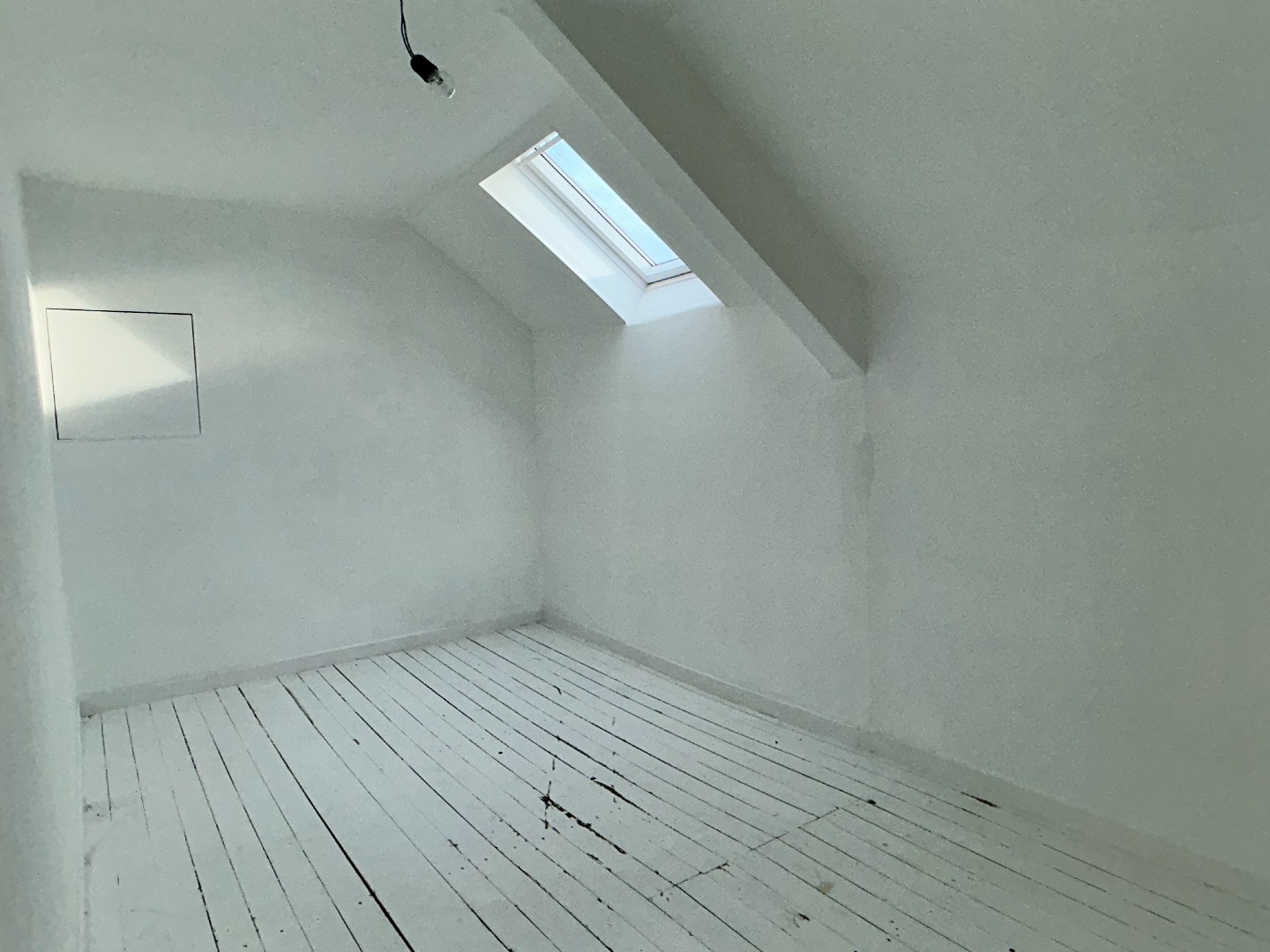 Verrassend ruime woning met 4 slaapkamers, garage en stadstuintje 