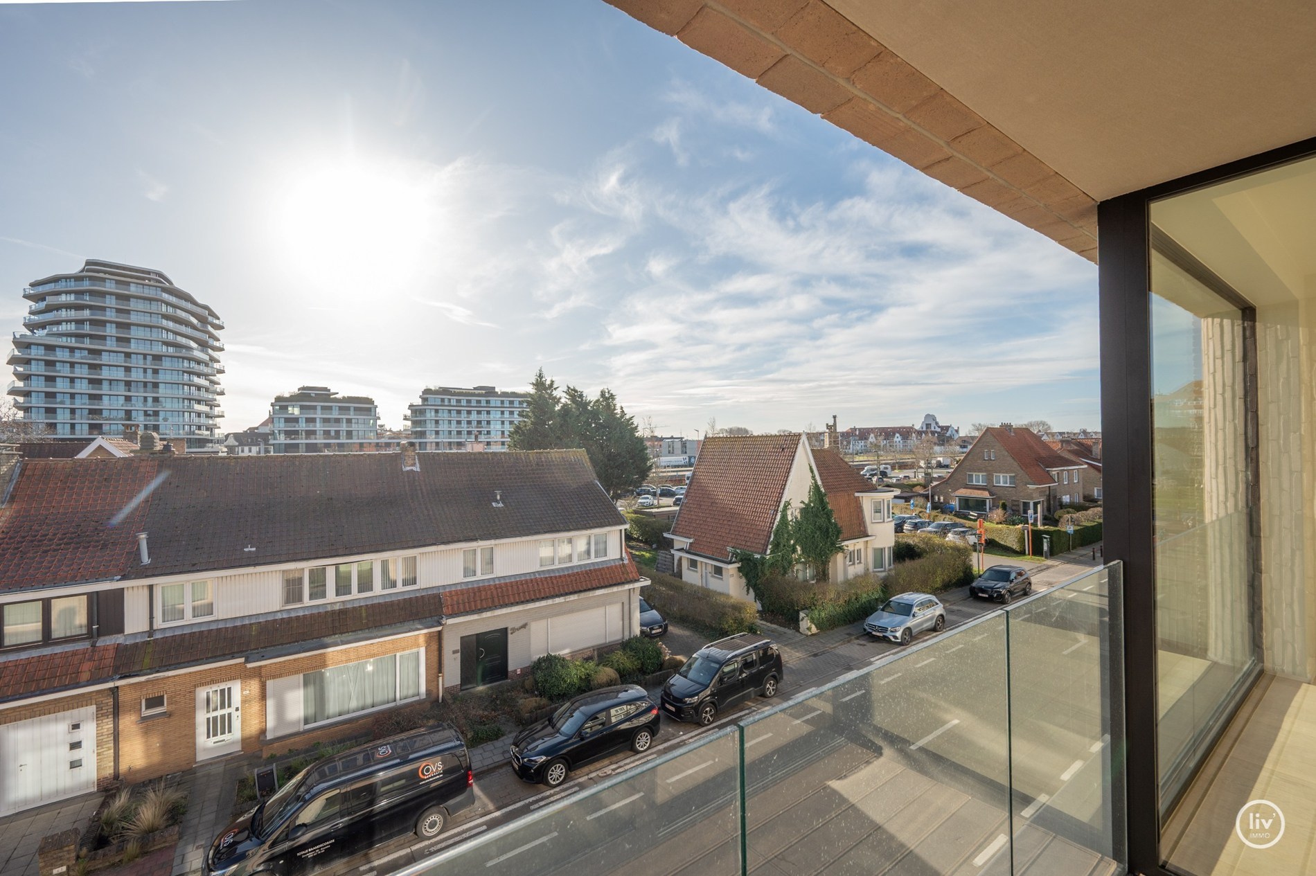 Centraal gelegen nieuwbouw-appartement in de residentie Maurice (met mogelijkheid tot aankoop van een inpandige autostaanplaats). 
