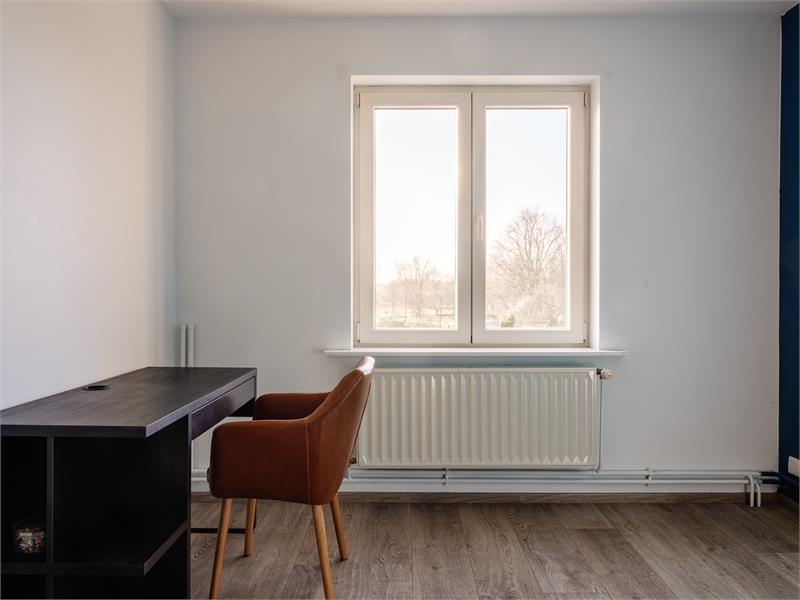 Instapklare, ruime half-open bebouwing in groene residentiële wijk te Evergem 