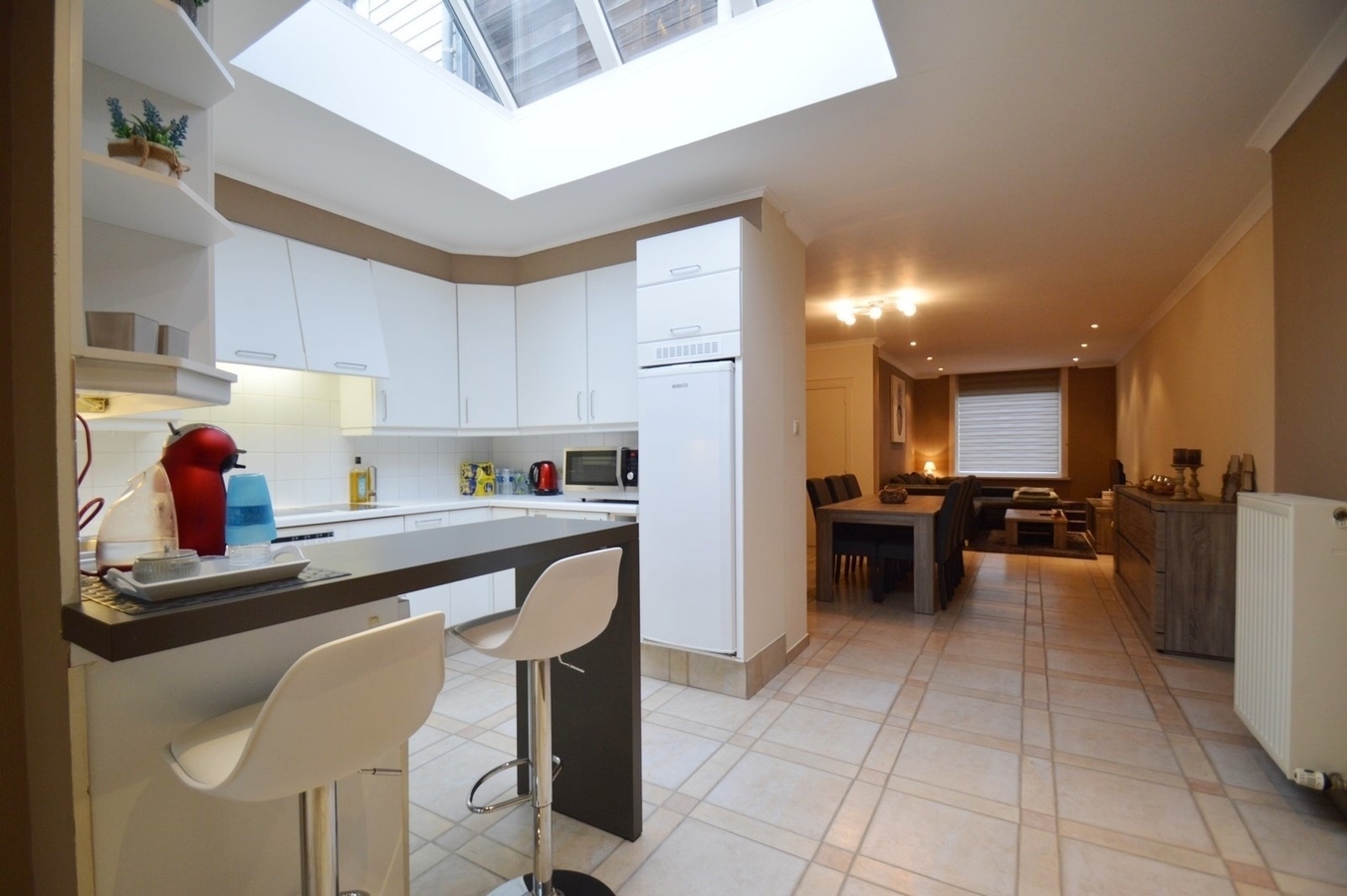 Karaktervolle woning voorzien van alle moderne woonkwaliteit met zonnige tuin en achteruitgang - Zwankendamme 