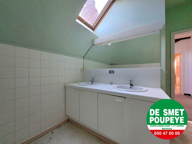 Ruim duplex appartement met tuintje 