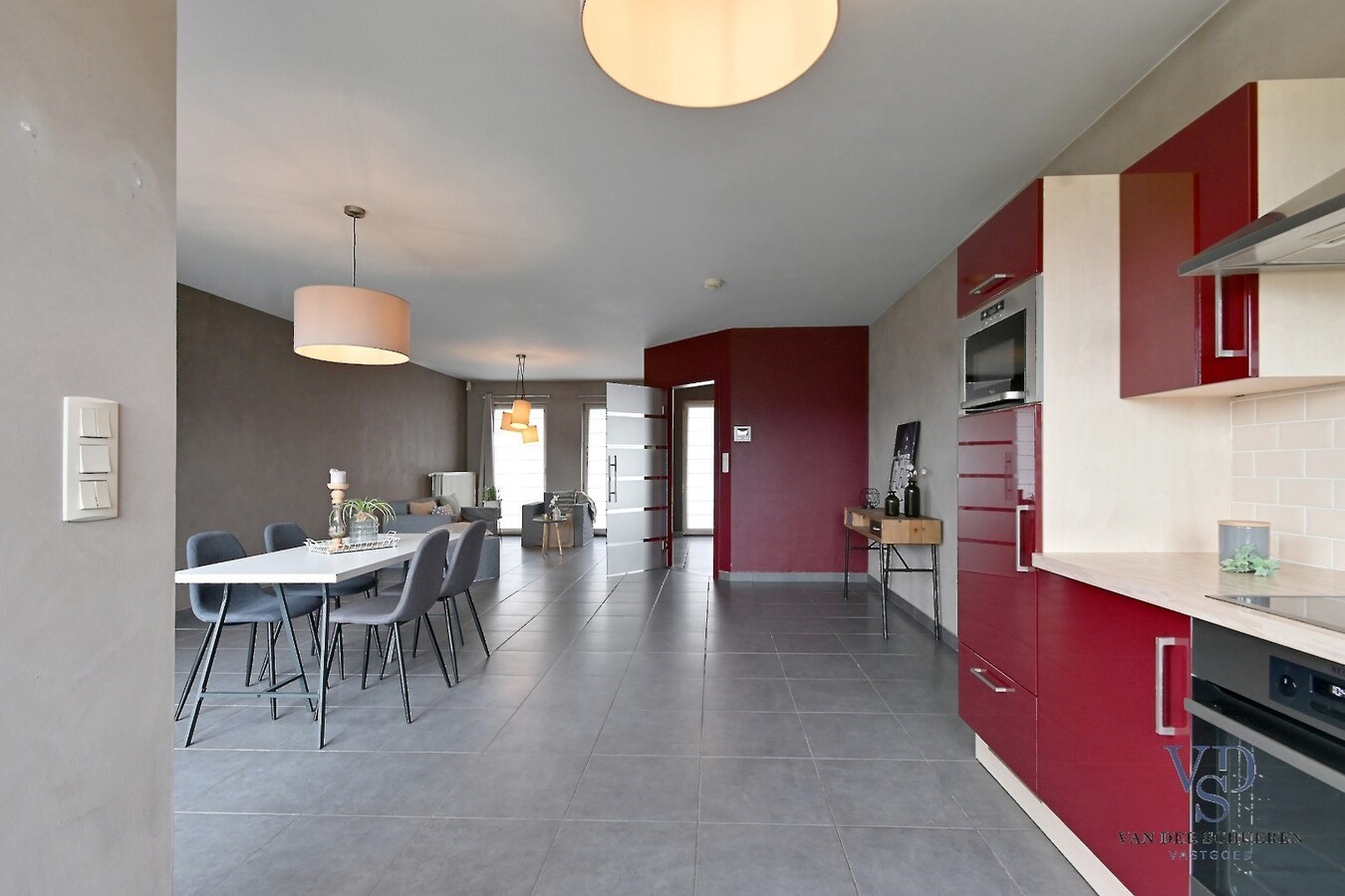 Bijzonder praktische bel-étage-woning 