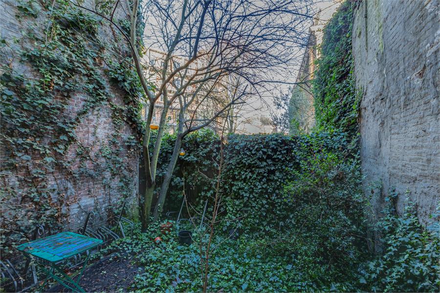 Centraal gelegen multifunctioneel herenhuis! 